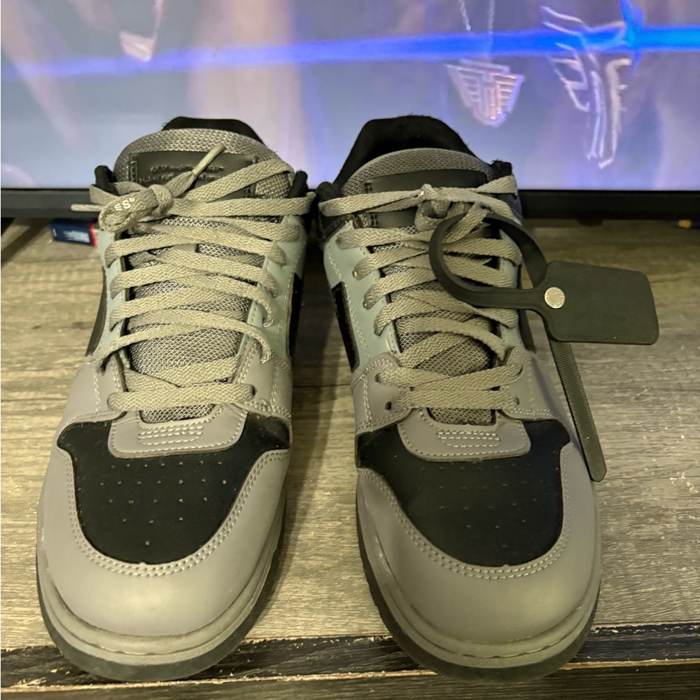 Off-White Gray and Black Men's Sneakers
